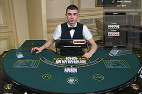 Et eksempel på et live poker spil fra operatøren