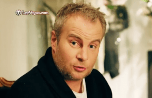 Uffe Holm i en TV-reklame for LeoVegas